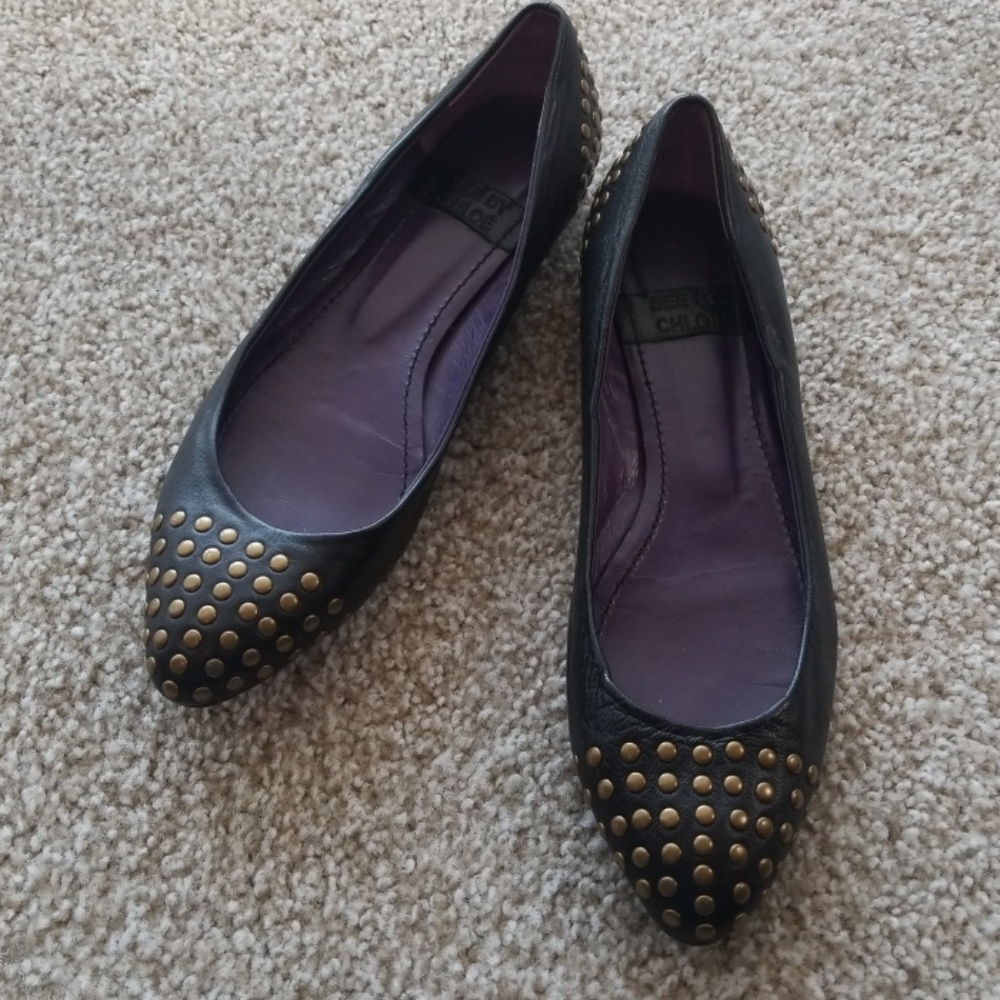 See by Chloe flats